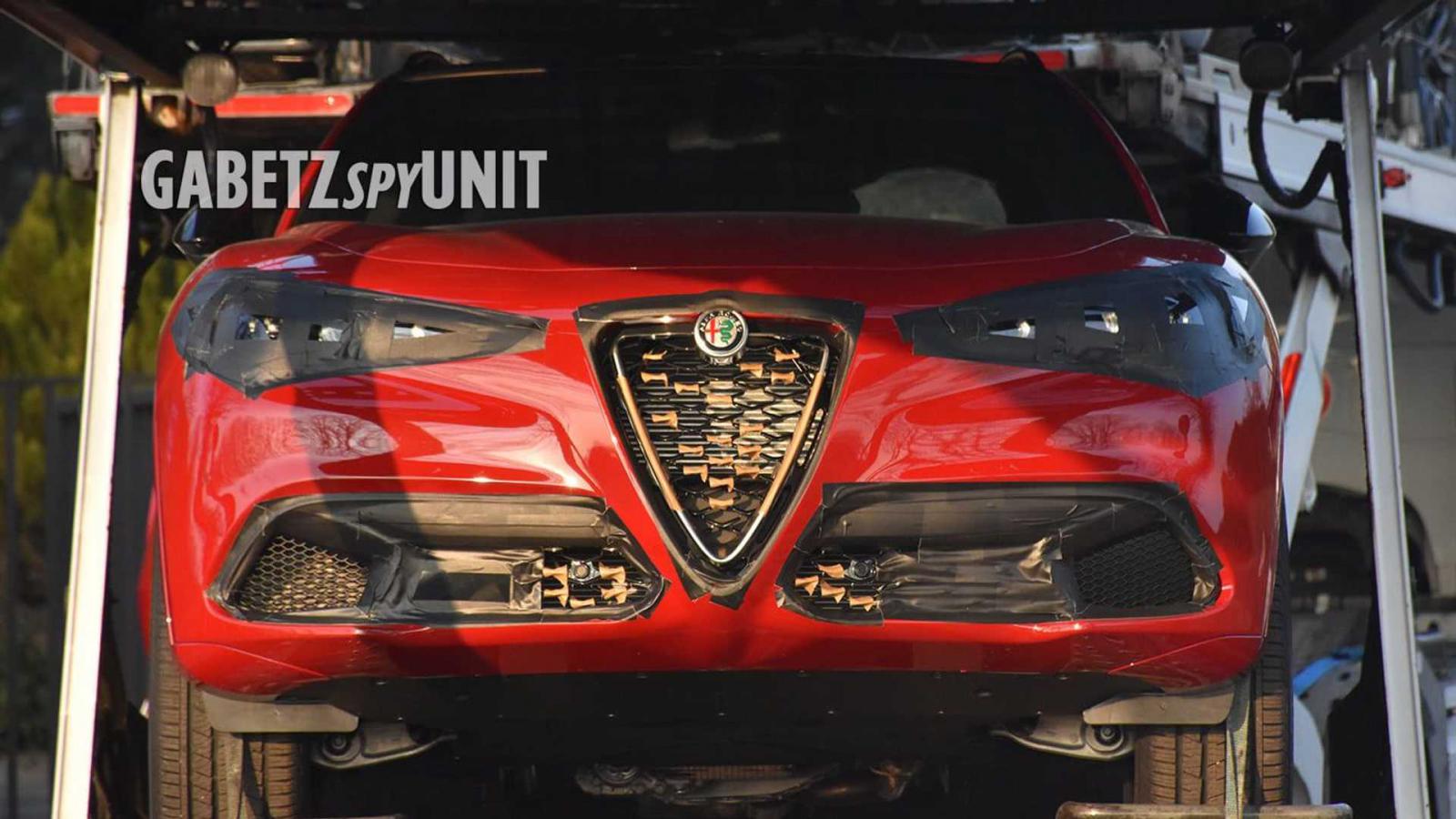 Νέες φωτογραφίες της ανανεωμένης Alfa Romeo Stelvio